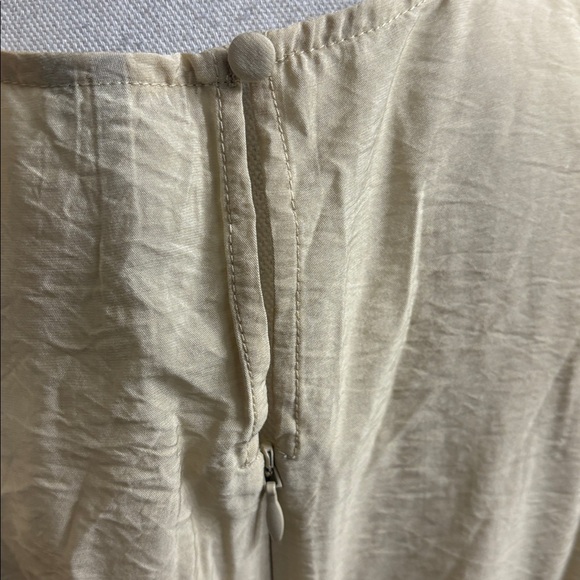 NWT Anthropologie Beige The Della Pleated-Waist Shell Top Size S - Picture 8 of 14